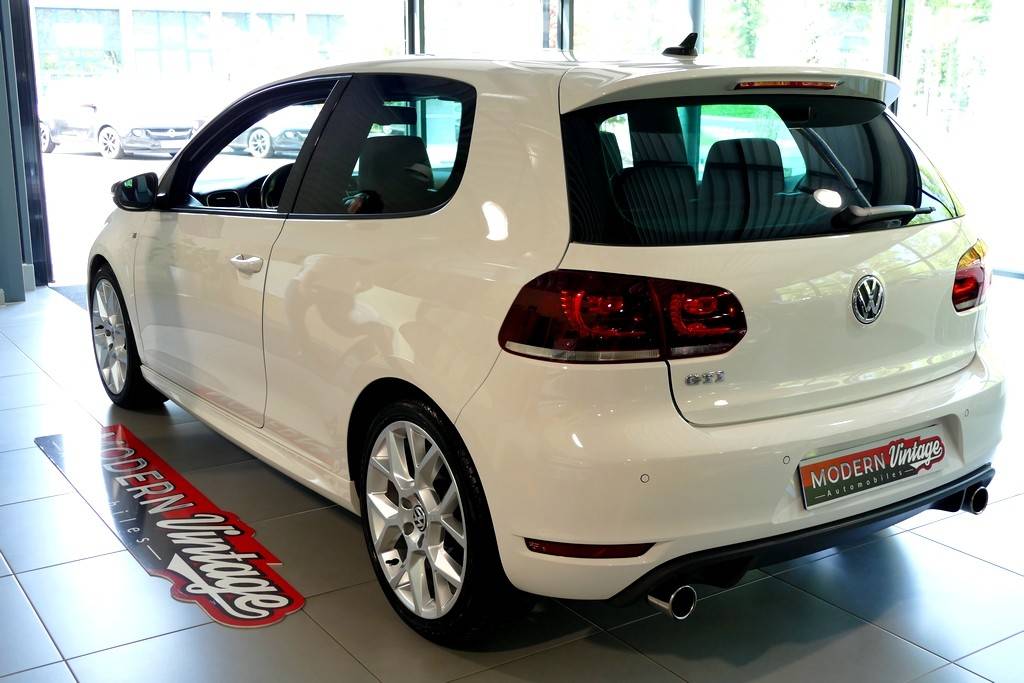 Volkswagen Golf VI GTI Edition 35 12