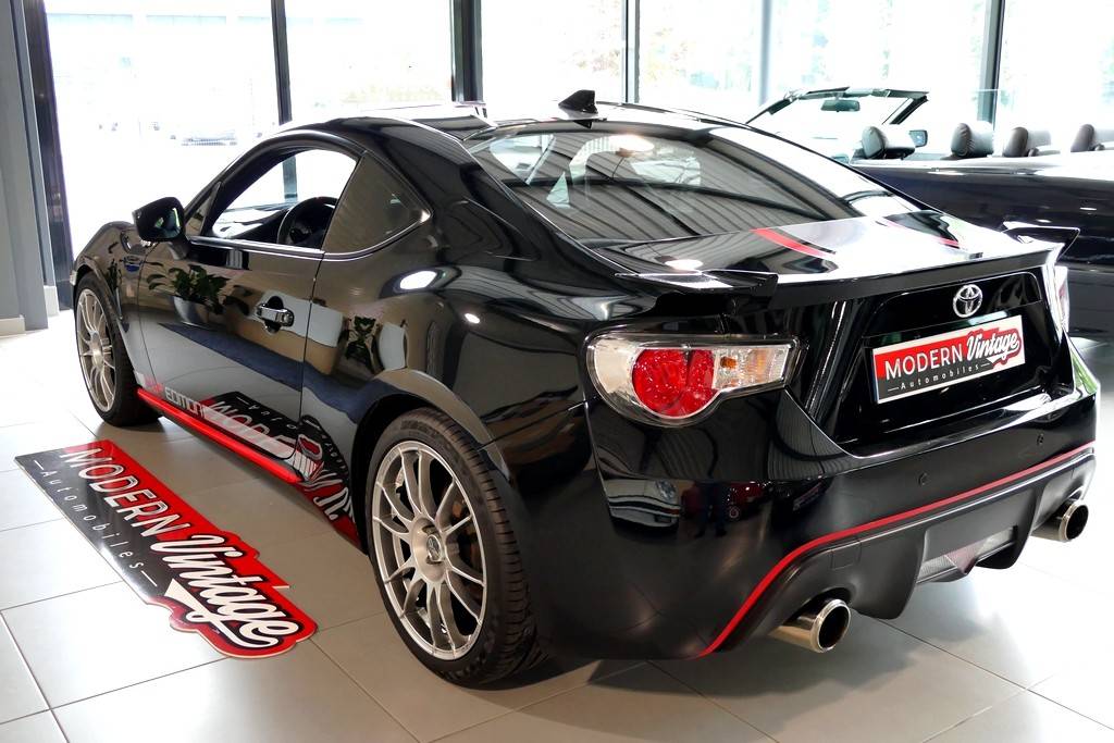 Toyota GT86 2.0 D-4S 200 Cup Edition N°08/86 12
