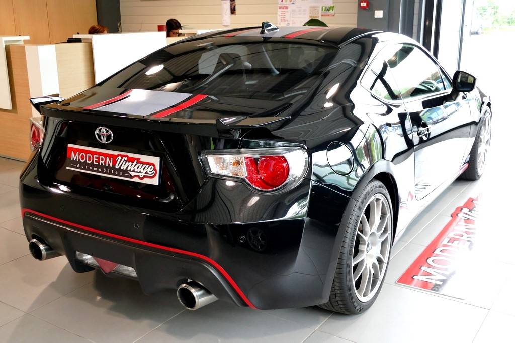 Toyota GT86 2.0 D-4S 200 Cup Edition N°08/86 13