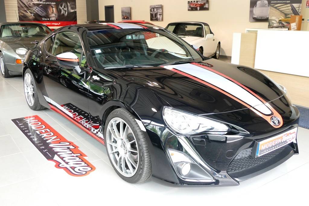 Toyota GT86 2.0 D-4S 200 Cup Edition N°08/86 14