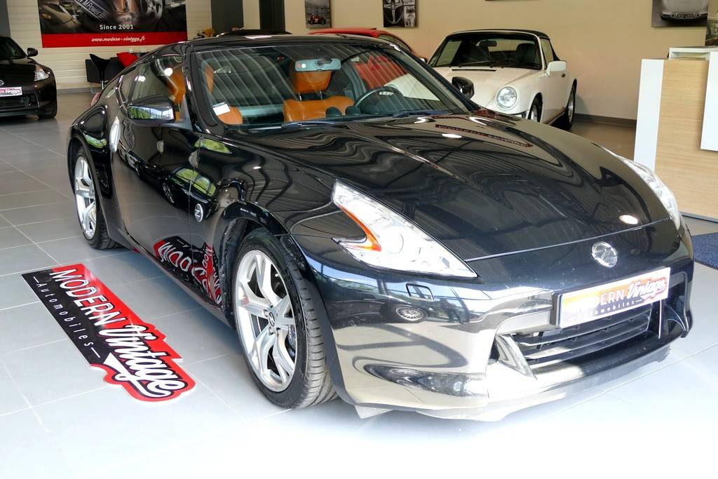 Nissan 370Z Coupe 3.7 V6 328 BVA 7 14