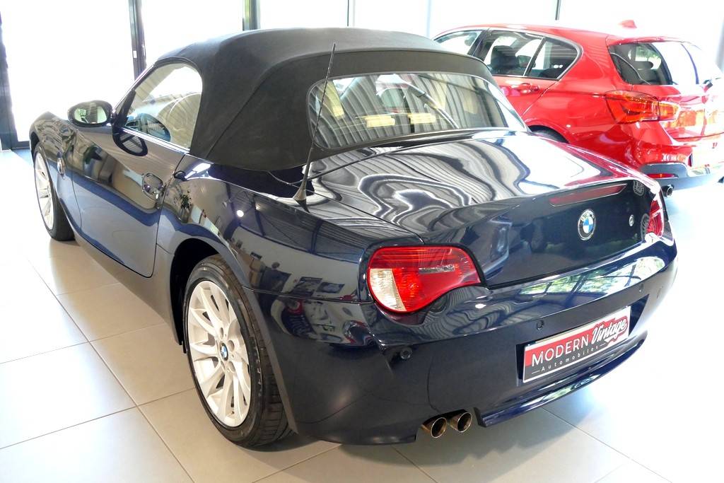 BMW Z4 2.5 si Roadster 218cv Individual 14