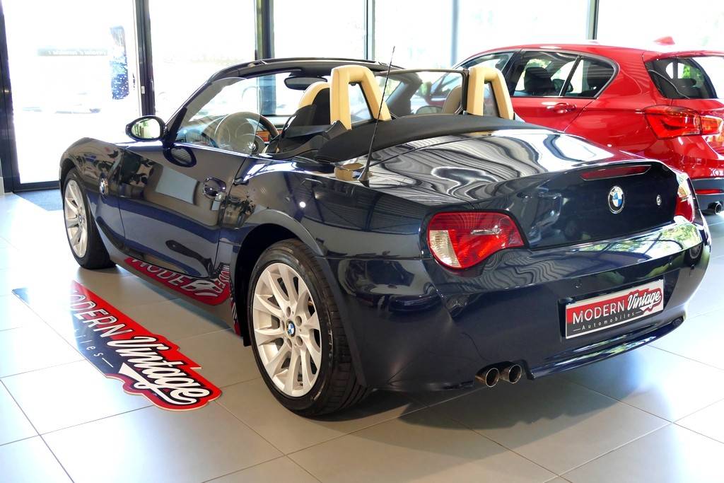 BMW Z4 2.5 si Roadster 218cv Individual 15