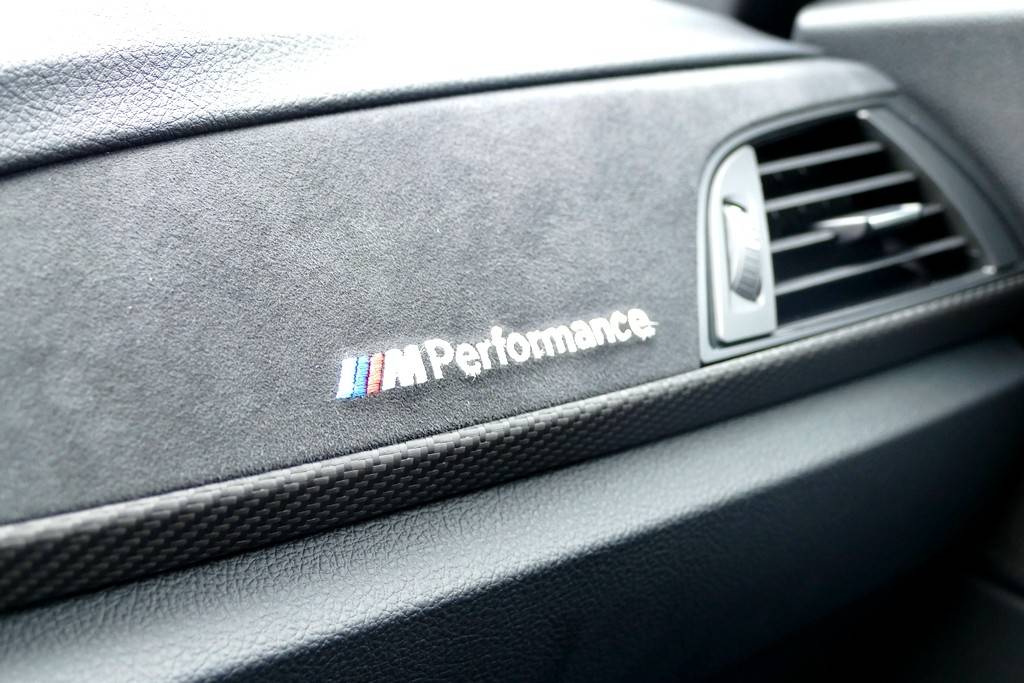 BMW 140i 340cv M Performance BVA 8 12