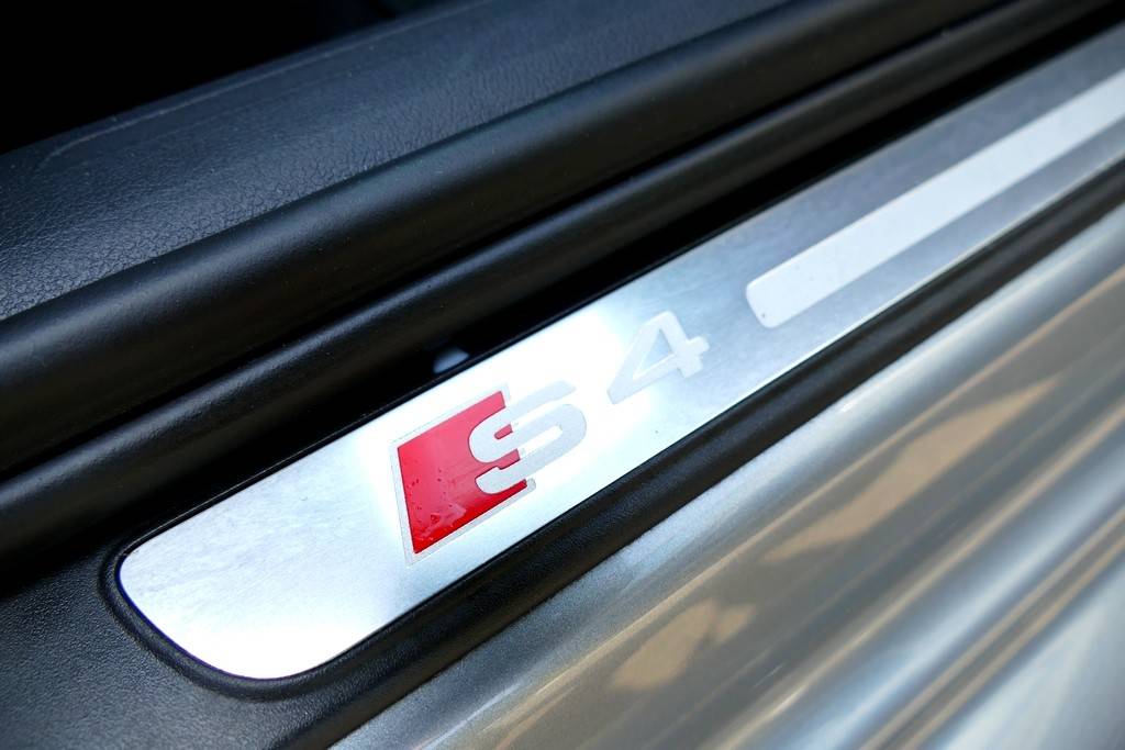 Audi S4 Avant 3.0 V6 TFSI 333 S-Tronic 7