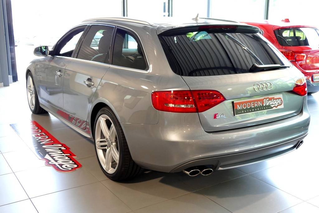 Audi S4 Avant 3.0 V6 TFSI 333 S-Tronic 14