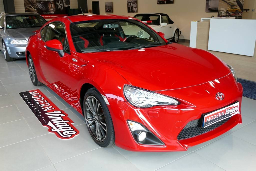 Toyota GT 86 2.0 D-4S 200cv 12