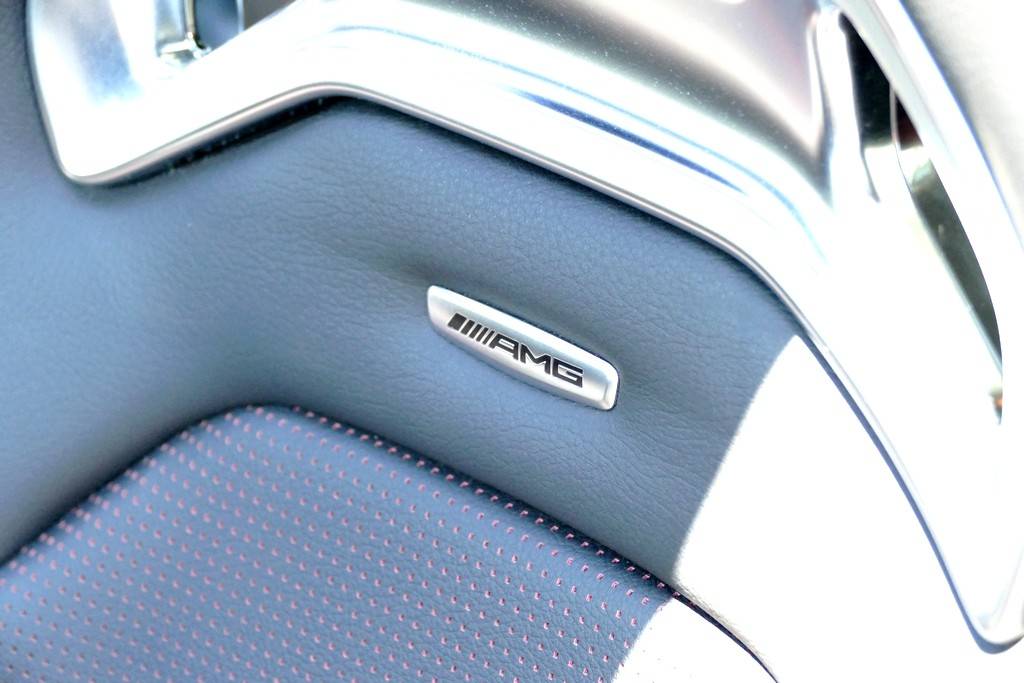 Mercedes-Benz GLA 45 AMG 4Matic Speedshift 21