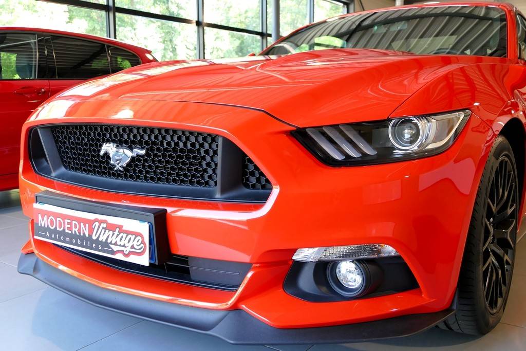 Ford Mustang 5.0 V8 421cv GT Fastback 6