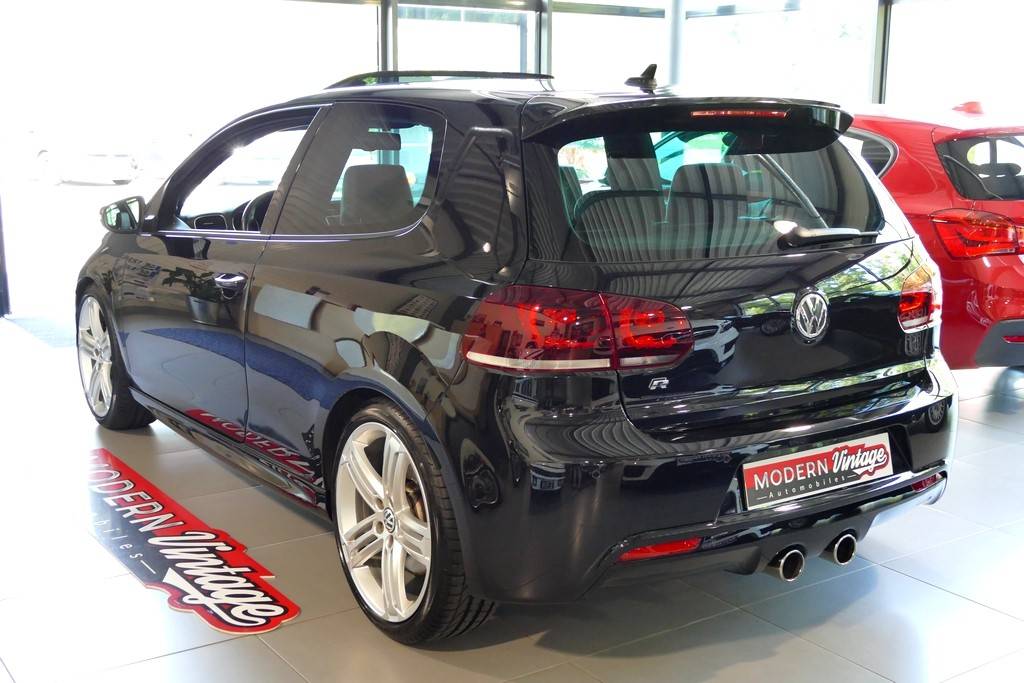 Volkswagen Golf R 2.0 TSI 270 DSG 14