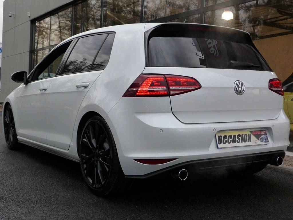 VOLKSWAGEN GOLF VII GTI 220 16