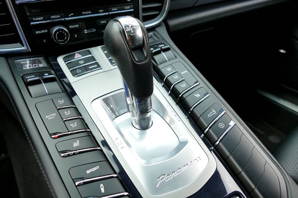 Porsche Panamera 4S PDK V8 400cv 10