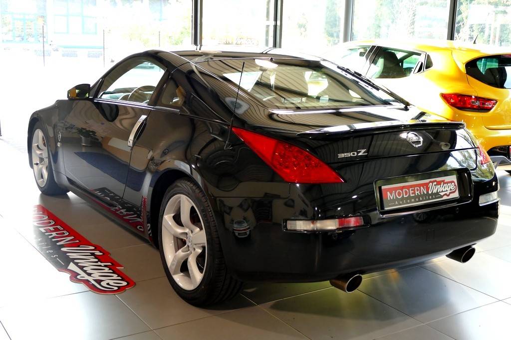 Nissan 350Z Coupe 3.5 V6 313 Pack 12