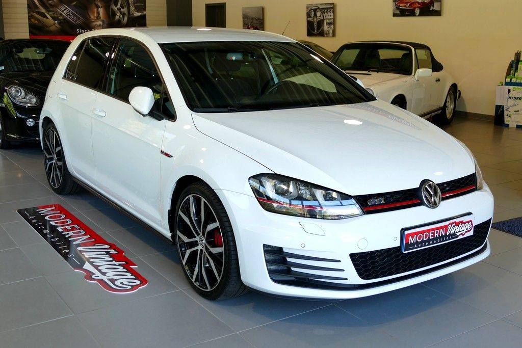 Volkswagen Golf VII GTI Performance 230 DSG 14