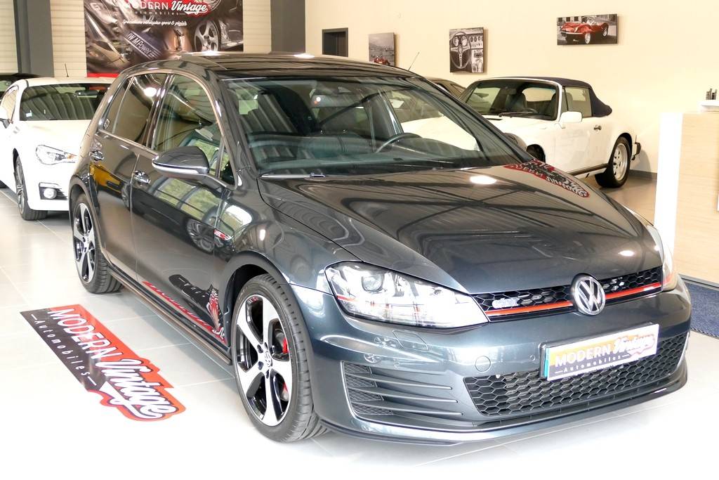 Volkswagen Golf VII GTI Performance 230 DSG 14