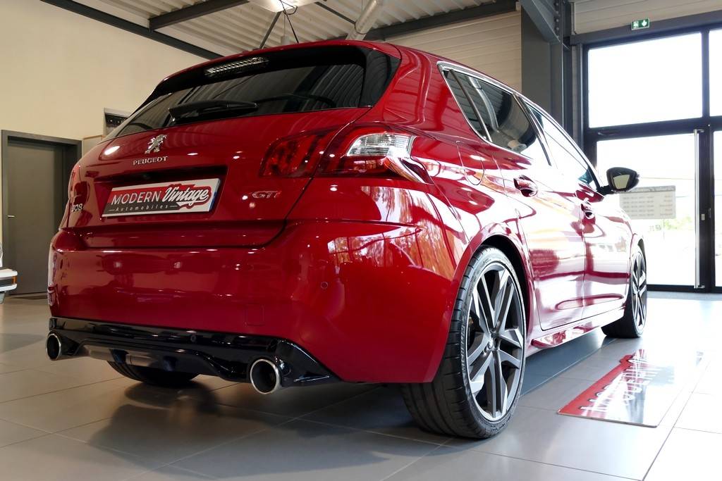 Peugeot 308 GTi 1.6 THP 270 21