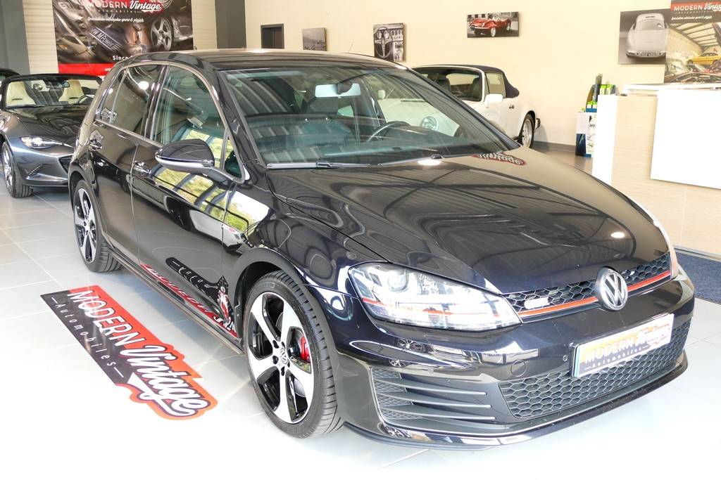 Volkswagen Golf VII GTI Performance 230cv 11