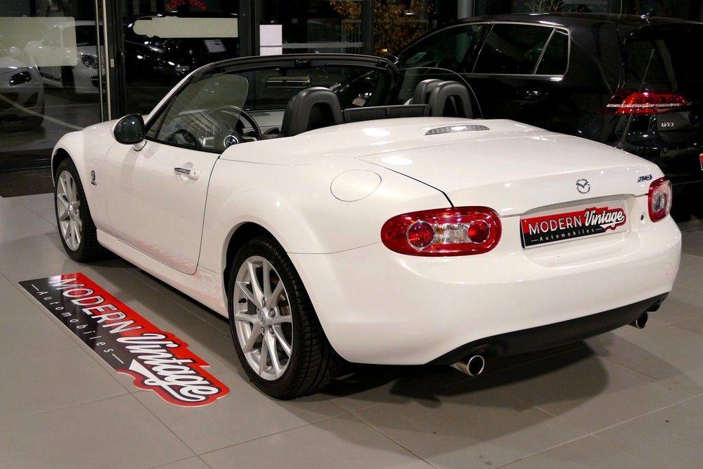 Mazda MX-5 2.0 160 Roadster Coupe 10