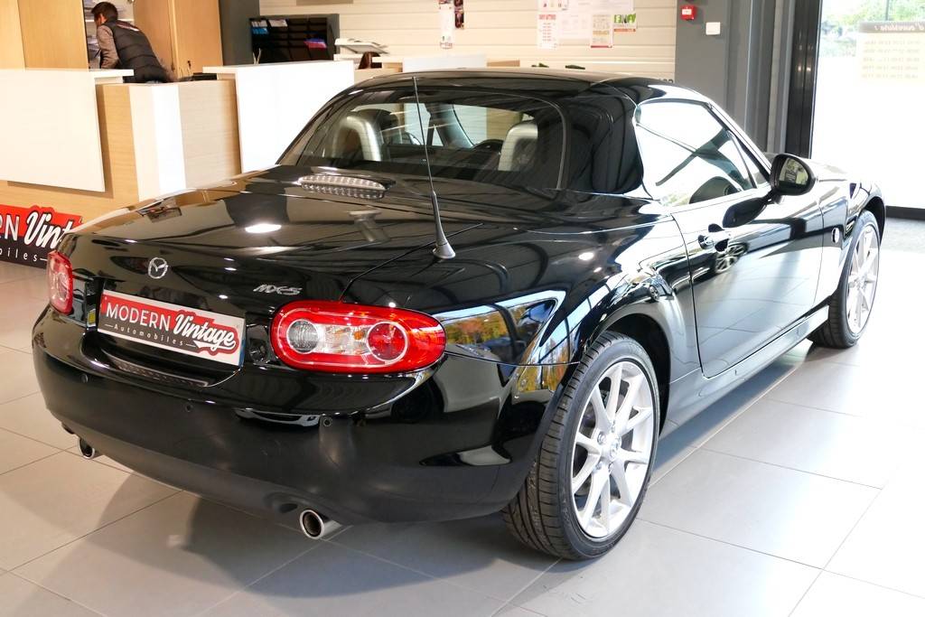 Mazda MX-5 2.0 160 Performance Roadster Coupe 24