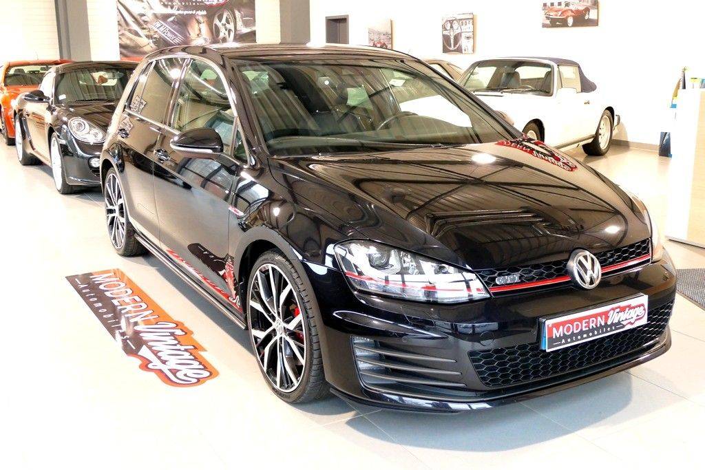 Volkswagen Golf VII GTI Performance 230cv DSG 13