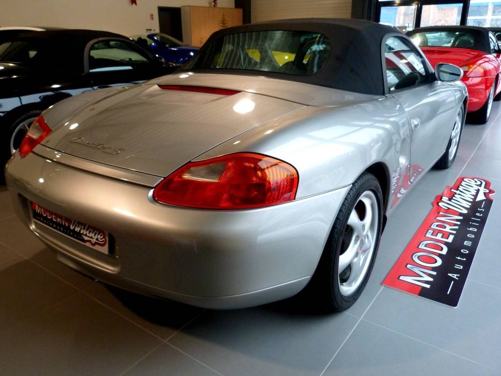 PORSCHE BOXSTER S 986 3.2 252 21