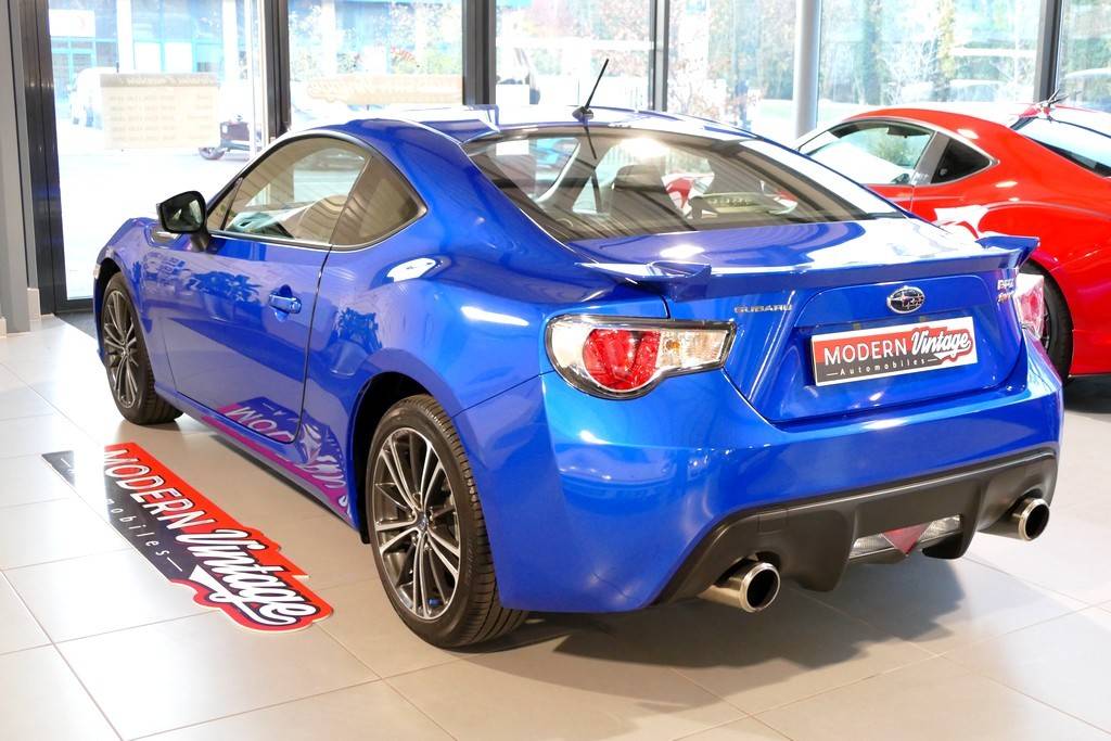 Subaru BRZ Sport 2.0 200cv 10