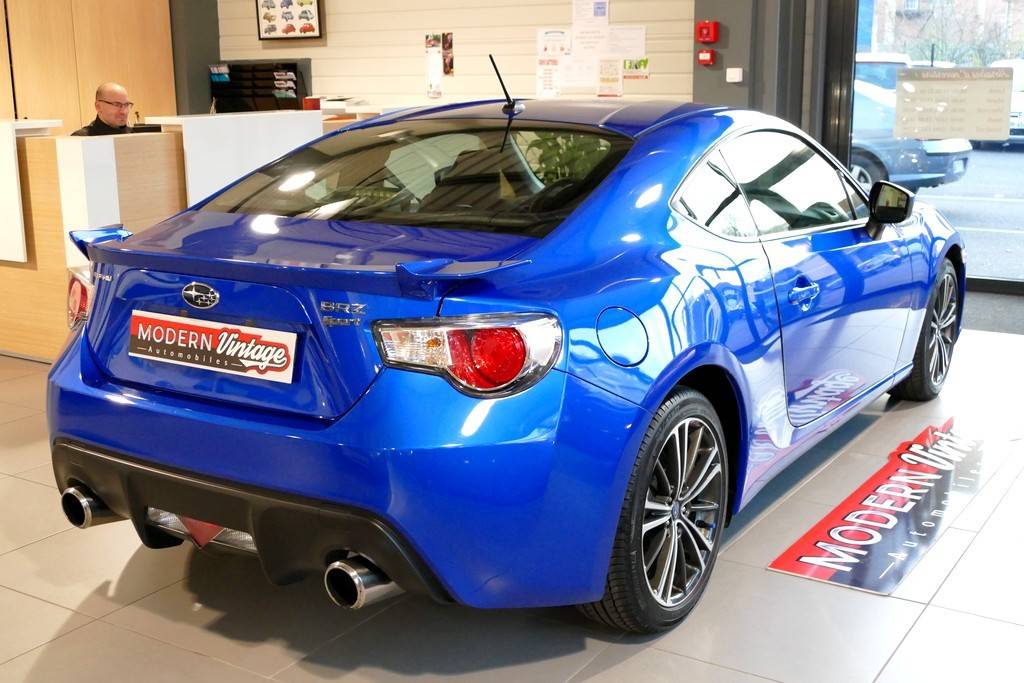 Subaru BRZ Sport 2.0 200cv 11