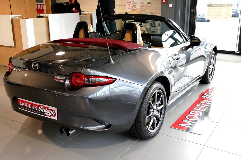 Mazda MX-5 Skyactiv 1.5 131 Sakura Neuve! 17