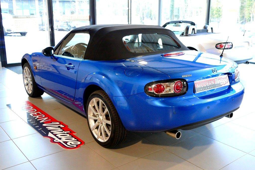 Mazda MX-5 Roadster 2.0 160 9