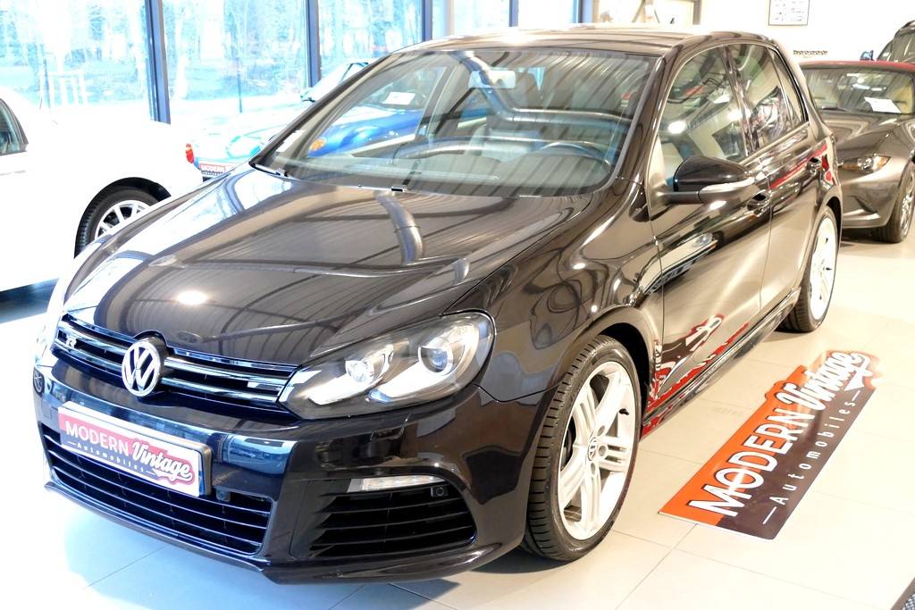 Volkswagen Golf VI R DSG 2.0 TSI 271cv 5