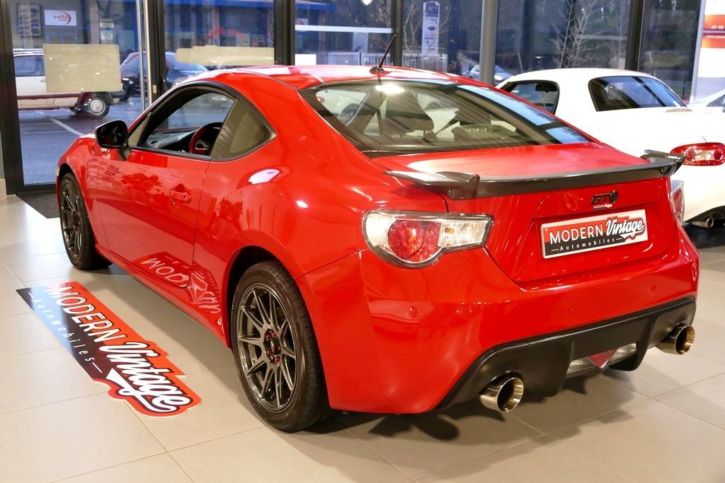 Toyota GT 86 2.0 D-4S 9