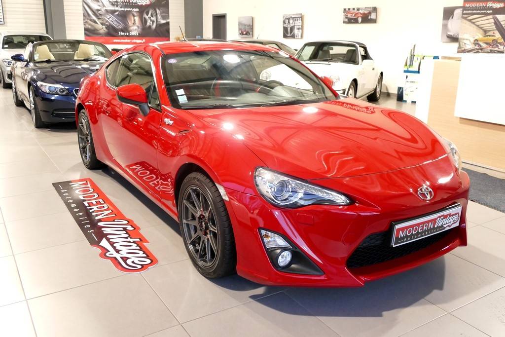 Toyota GT 86 2.0 D-4S 11