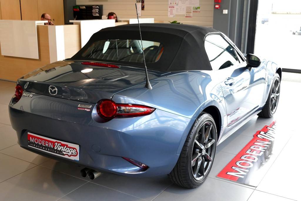 Mazda MX-5 ND Roadster 2.0 160 Dynamique 14