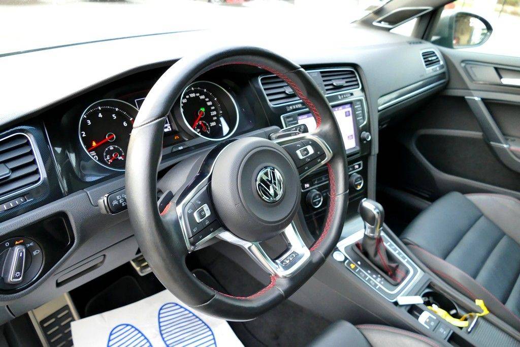 Volkswagen Golf VII GTI Performance 230cv DSG 7