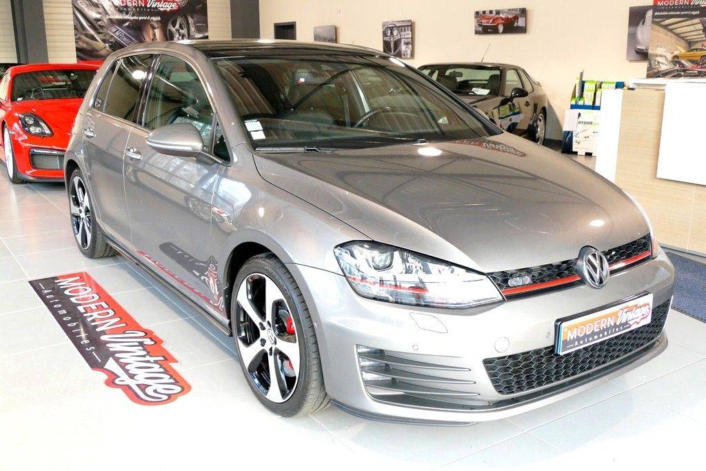 Volkswagen Golf VII GTI Performance 230cv DSG 15