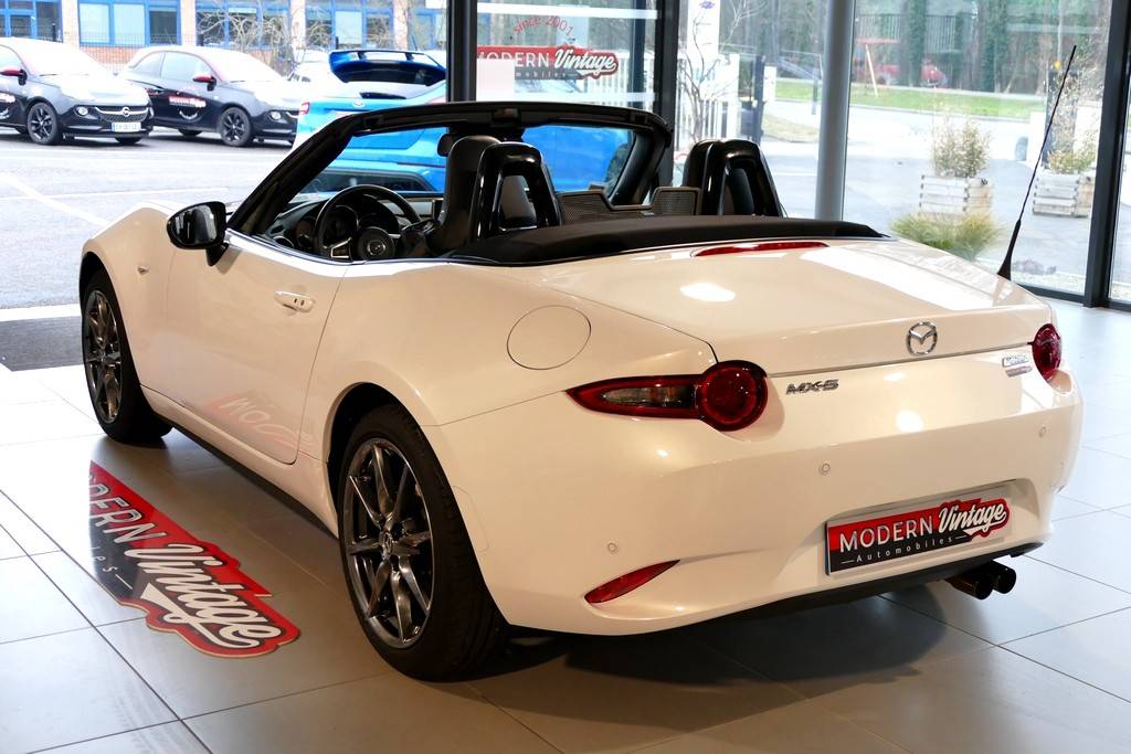 Mazda MX-5 ND Roadster 2.0 160 Selection 9