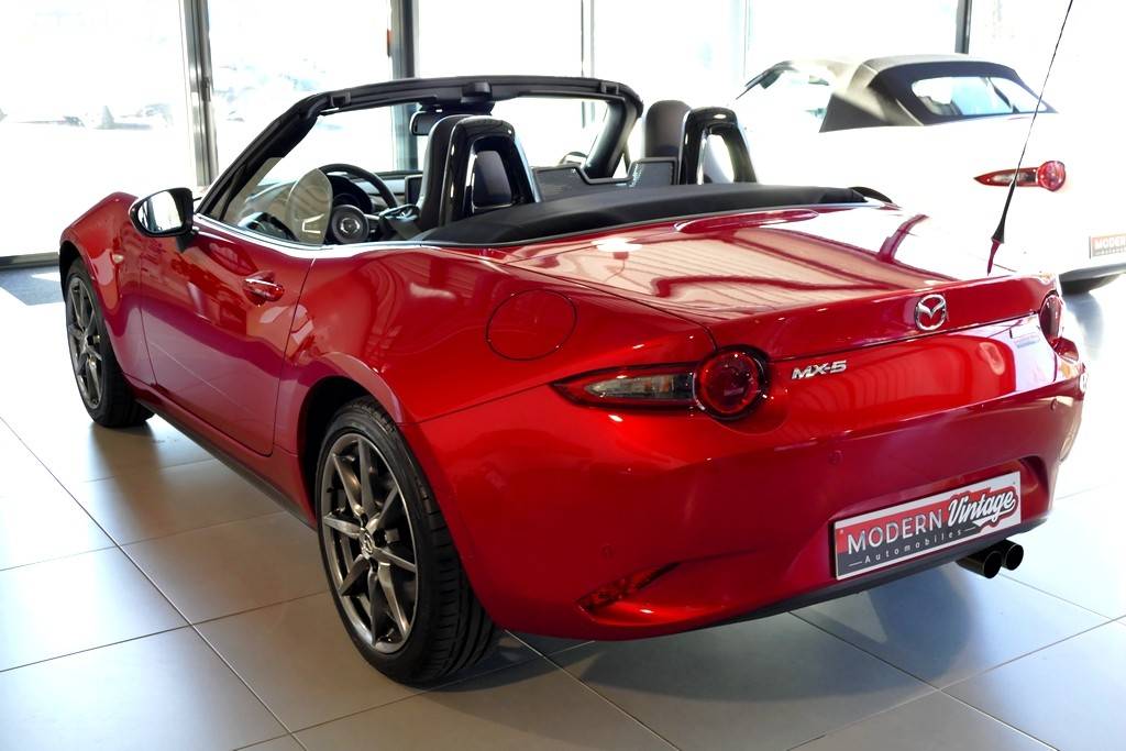 Mazda MX-5 2.0 160 Roadster Selection Recaro 7