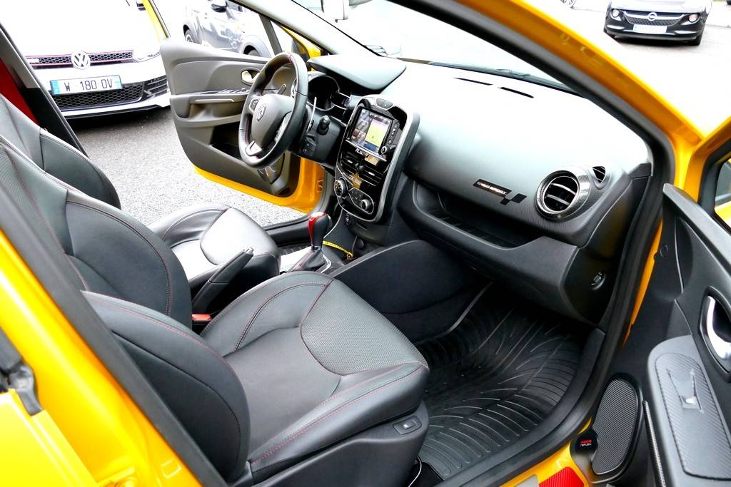 Renault Clio RS Trophy EDC 220 N°1399 4