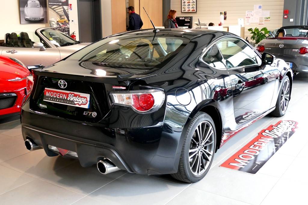 Toyota GT 86 2.0 D-4S 200cv 13