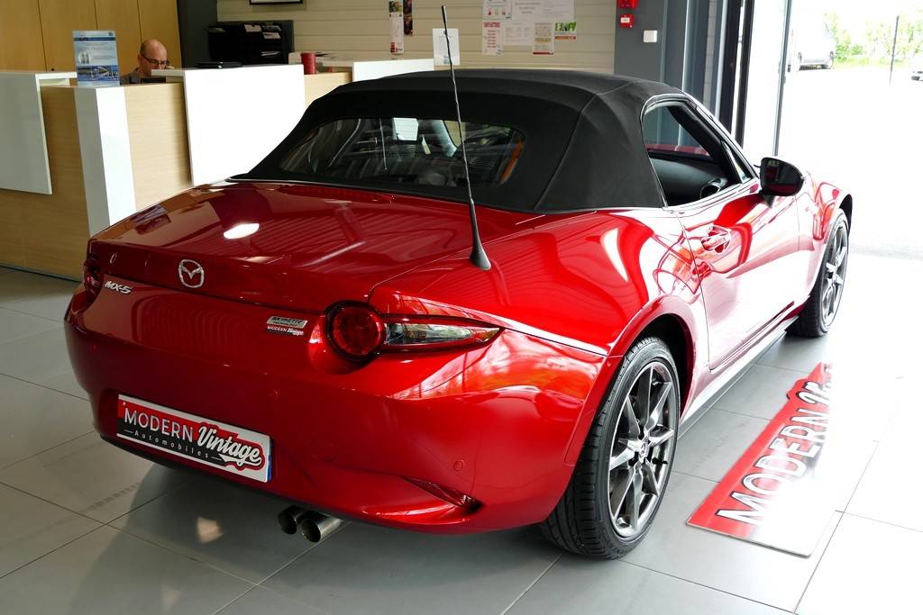 Mazda MX-5 2.0 160 Roadster Selection 13