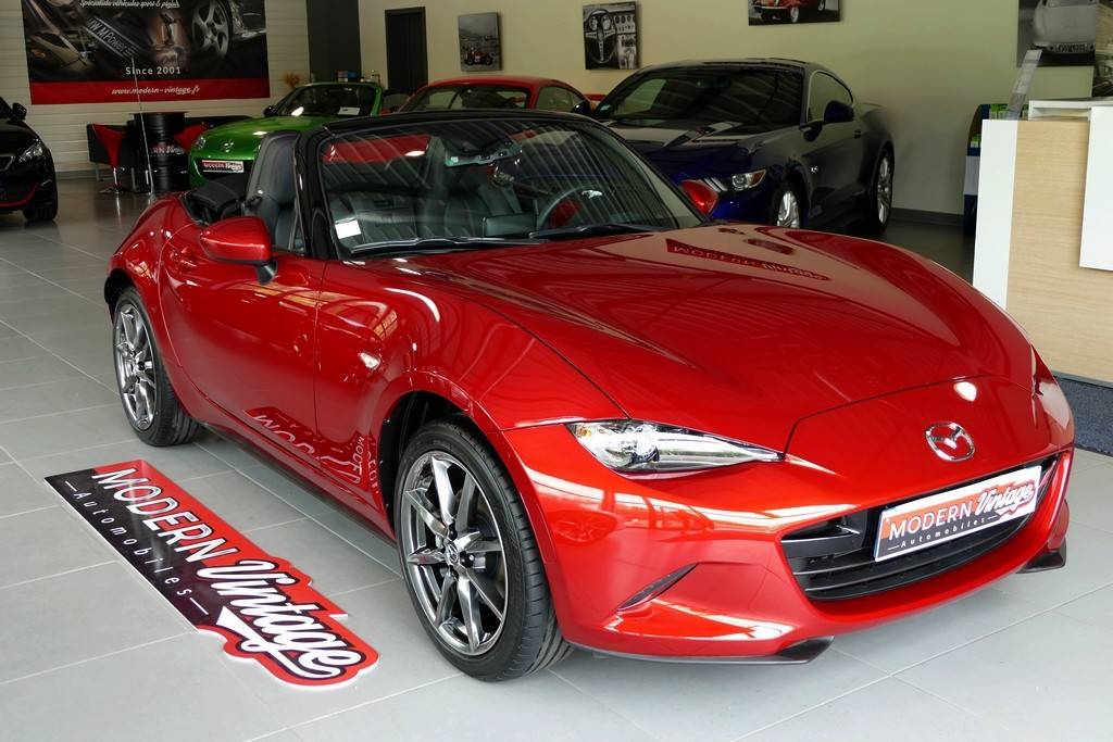 Mazda MX-5 2.0 160 Roadster Selection 16