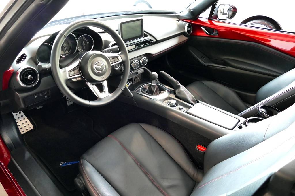 Mazda MX-5 2.0 160 Roadster Selection 18