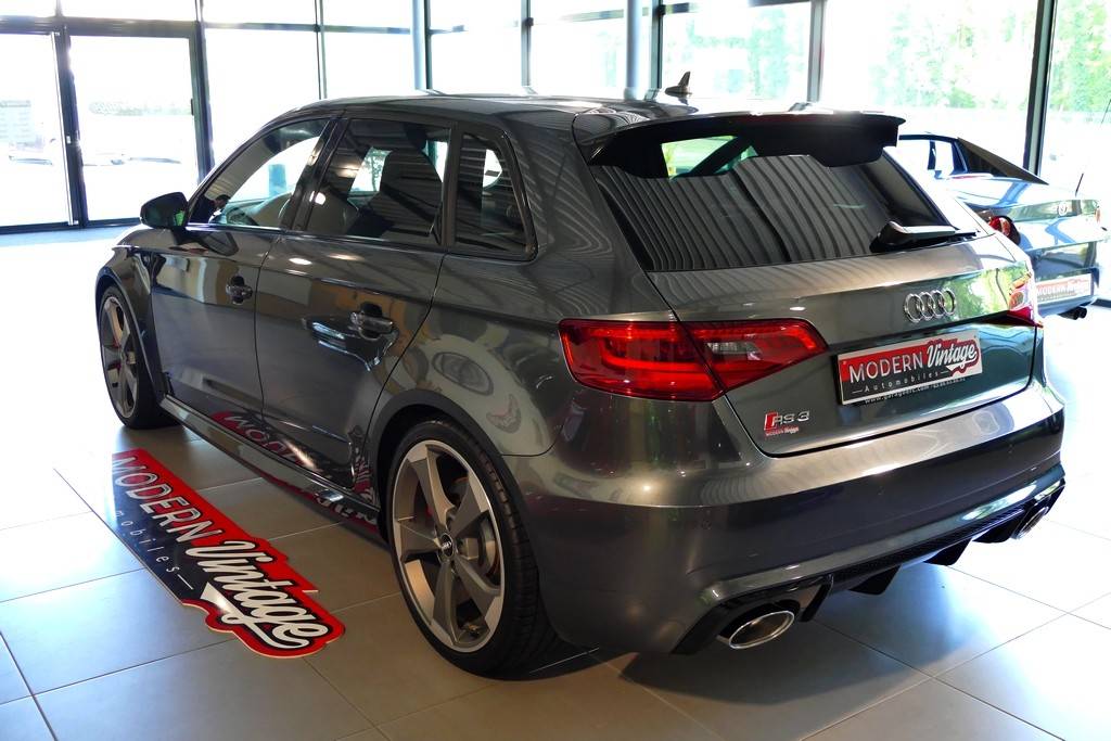 Audi RS3 Sportback 2.5 TFSI 367cv Quattro S-Tronic 14