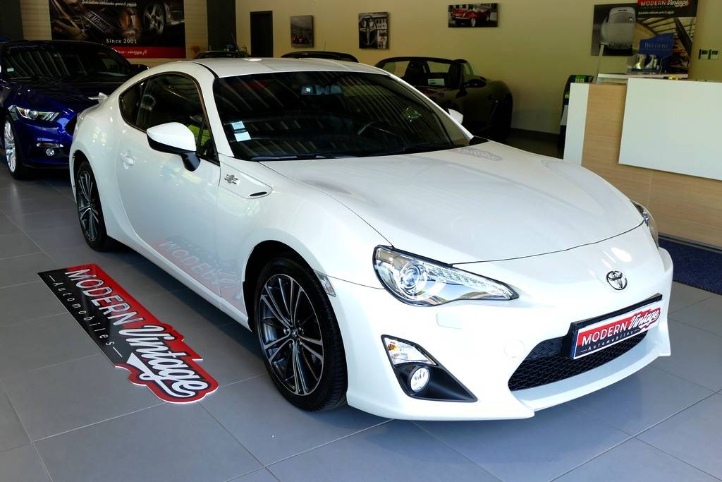 Toyota GT86 2.0 D-4S 200cv 15