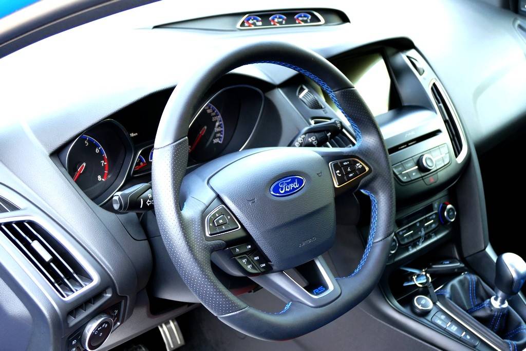 Ford Focus RS 2.3 Ecoboost 350cv 9