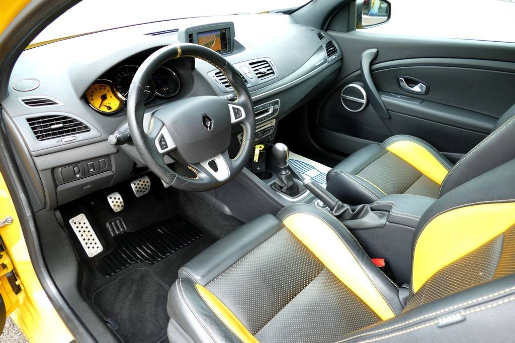 Renault Megane 3 RS 250cv Luxe 20