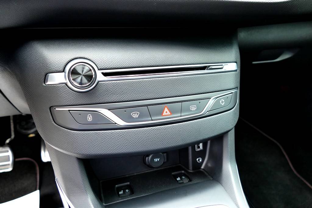 Peugeot 308 GTI 1.6 THP 270cv 17