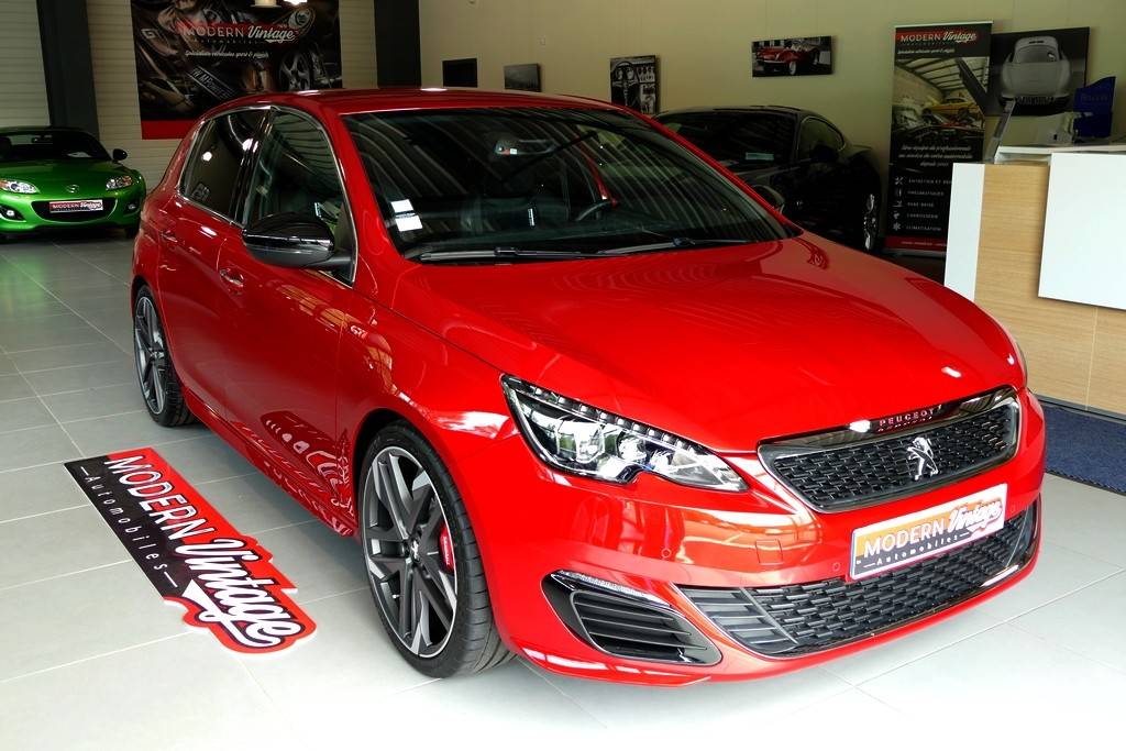 Peugeot 308 GTI 1.6 THP 270cv 22