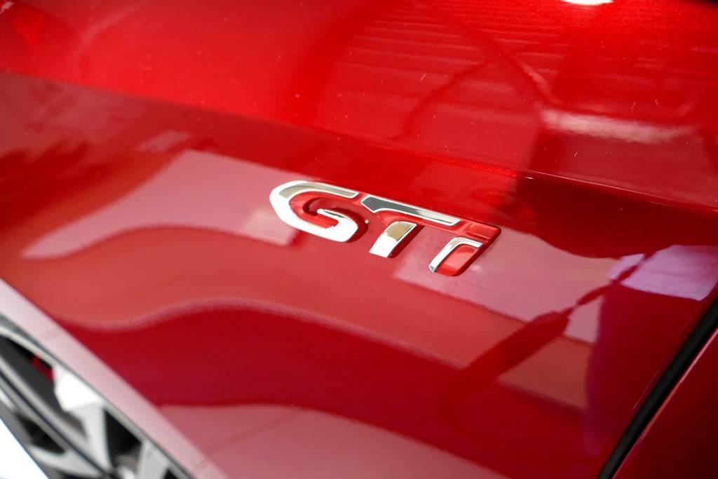Peugeot 308 GTI 1.6 THP 270cv 24