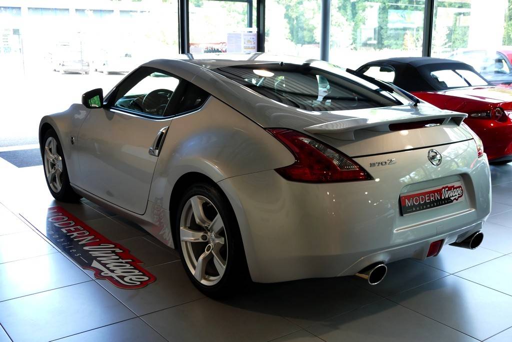 Nissan 370 Z Coupe 3.7 V6 328cv 13